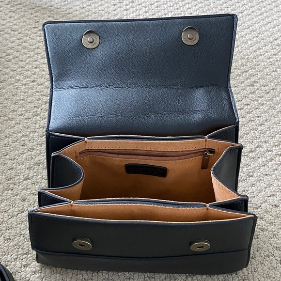 Angela Roi Hamilton Satchel - Picture 5 of 8